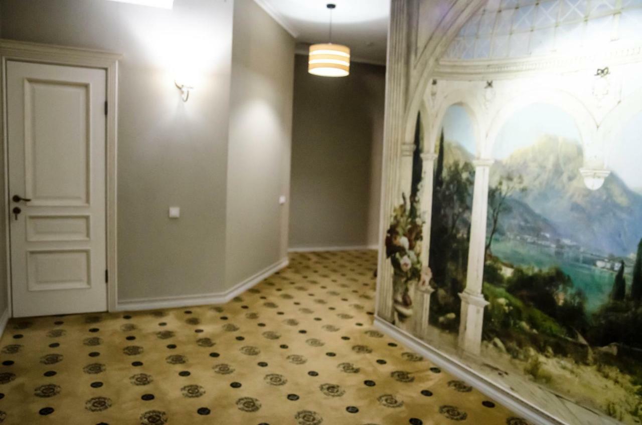 Luxury House Hotel Shymkent Exterior photo